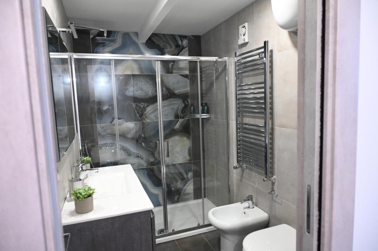 Victry'S Houses Chiaia Naples Luaran gambar