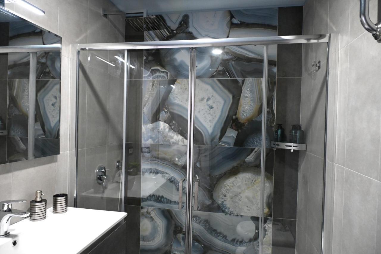Victry'S Houses Chiaia Naples Luaran gambar