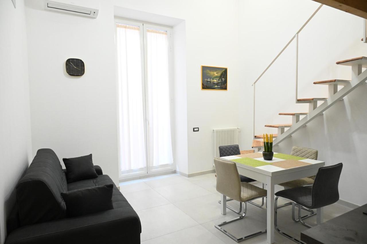 Victry'S Houses Chiaia Naples Luaran gambar