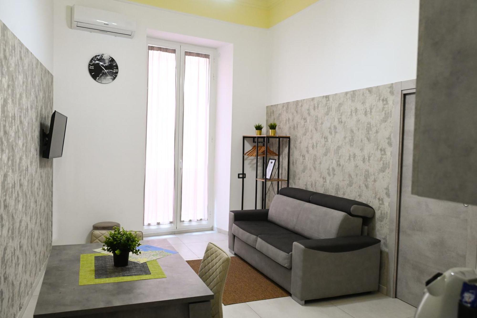 Victry'S Houses Chiaia Naples Luaran gambar