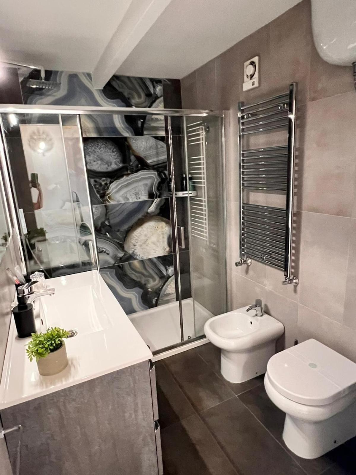 Victry'S Houses Chiaia Naples Luaran gambar